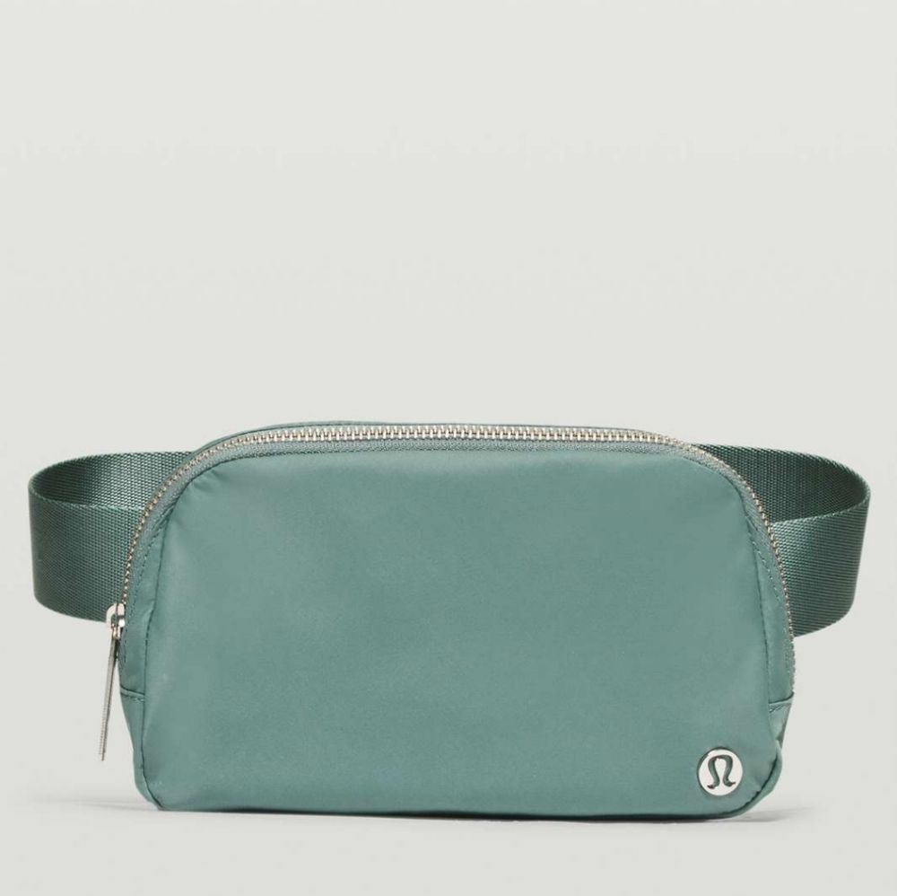NWT Lululemon Everywhere Belt Bag - RARE Tidewater Teal